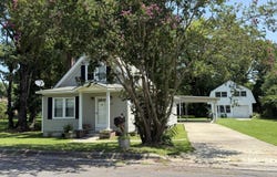 210 E Middle Street, Creswell, NC 27928