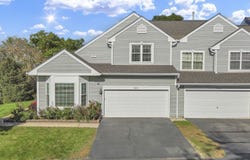 34734 N Lakeside Drive, Ingleside, IL 60041