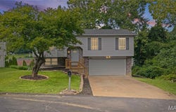 907 Guenzler Drive, Imperial, MO 63052