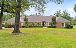 731 Carter St, Fordyce, AR 71742
