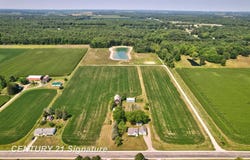 2250 S Hemlock Road, Hemlock, MI 48626