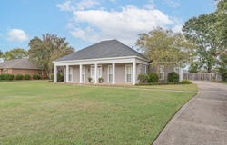 529 COUNTY DOWNS Road, Montgomery, AL 36109