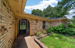 3908 Wakefield Dr, Tyler, TX 75701