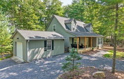 122 FORREST Street, BASYE, VA 22810