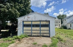 410 S 1st Street, Guttenberg, IA 52052