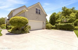 69 Rolling Links Blvd, Oak Ridge, TN 37830