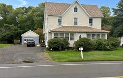 623 E BAY Avenue, BARNEGAT, NJ 08005