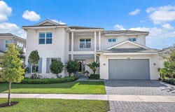 9316 Crestview Circle, Palm Beach Gardens, FL 33412