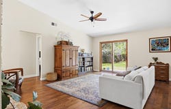 617 Blackberry Dr, Austin, TX 78745