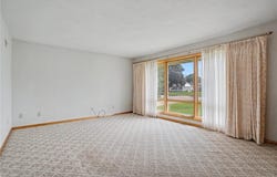 901 McKinley Ave, Lowden, IA 52255
