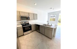 1088 NW 208th Ter, Miami Gardens, FL 33169