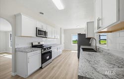 30013 Apple Valley Rd, Parma, ID 83660