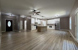 353 Kings Ridge Court, Eddyville, KY 42038
