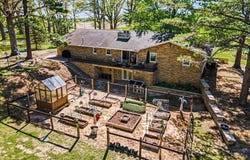 341 S Lincoln, Mt Pleasant, MI 48858