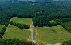 5279 State Line Road E, Hazel, KY 42049