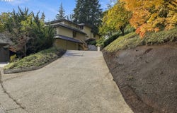 541 SPYGLASS Dr, Eugene, OR 97401