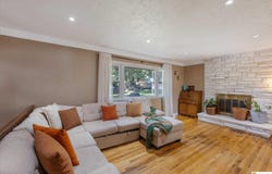 1701 Cascio Drive, Omaha, NE 68005