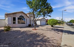762 S BAHAMA Drive, Gilbert, AZ 85296