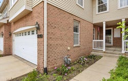 2446 Abbey Drive, Darien, IL 60561