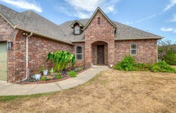 329678 E 1000 Road, Harrah, OK 73045