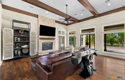 410 Iron Gate, Victoria, TX 77904