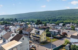 126 E SPRUCE Street, WILLIAMSTOWN, PA 17098