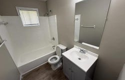 1351 AUSTIN St, Memphis, TN 38108