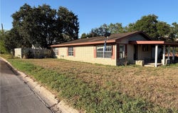 218 Graham Road, Kenedy, TX 78119