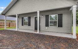 909 E 3rd Street, Darien, GA 31305