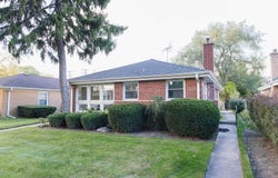 4440 Palma Place, Skokie, IL 60076