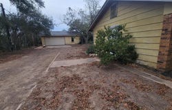 123 River Oaks Dr, Cedar Creek, TX 78612