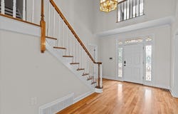 8778 POPLAR PIKE Dr, Germantown, TN 38138