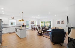 13 Wardley Circle, Cohoes, NY 12047