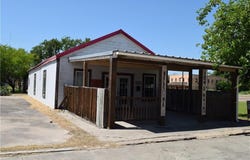 104 E Main Street, Bishop, TX 78343