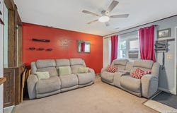 7906 Eisenhower Boulevard, Bridgeport, NY 13030