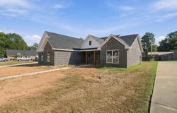 152 Corley Cir., Wake Village, TX 75501