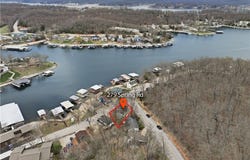 279 Spring Road, Lake Ozark, MO 65049