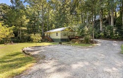 400 Laurel Drive, Saluda, NC 28773
