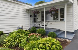 291 S Main Avenue, Albany, NY 12208