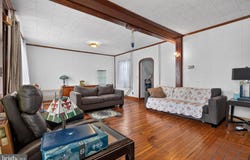 232 E MAIN Street, MIDDLETOWN, PA 17057