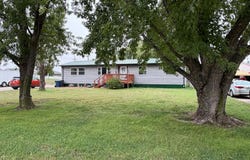 108 Arapahoe Ave, Grand Island, NE 68803