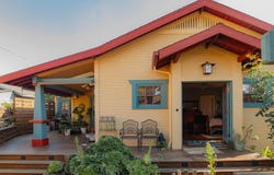 210 E 6th Ave, Escondido, CA 92025