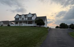 3223 Windy Ridge Drive, Springfield, OH 45502