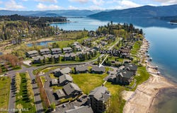 563 Lakeshore Ave, Dover, ID 83825