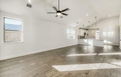 454 Burlington Dr, Buda, TX 78610