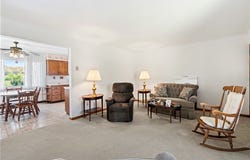 449 Belrose Dr, Rostraver, PA 15012