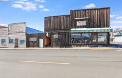 181 N Main St, Dufur, OR 97021