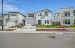 3368 Mulholland Dr, Lathrop, CA 95330