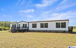 10163 Hardwick Rd., Nichols, SC 29581