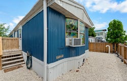 17 Palm Drive, Saddlebunch, FL 33040